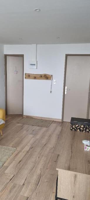 Appartement Tres Lumineux Egat Exterior photo